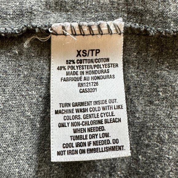 Aéropostale Gray Tee with Framed Deer Art (Size XS) - Picture 4 of 4